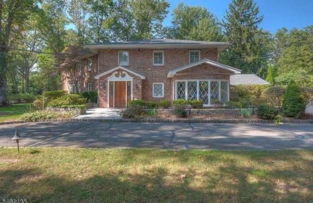 Photo of 218 Devon Rd