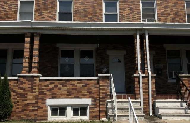 Photo of 3312 PARKLAWN Avenue