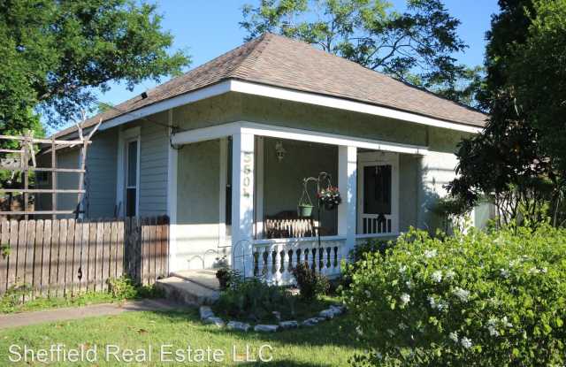 5504 Woodrow Ave