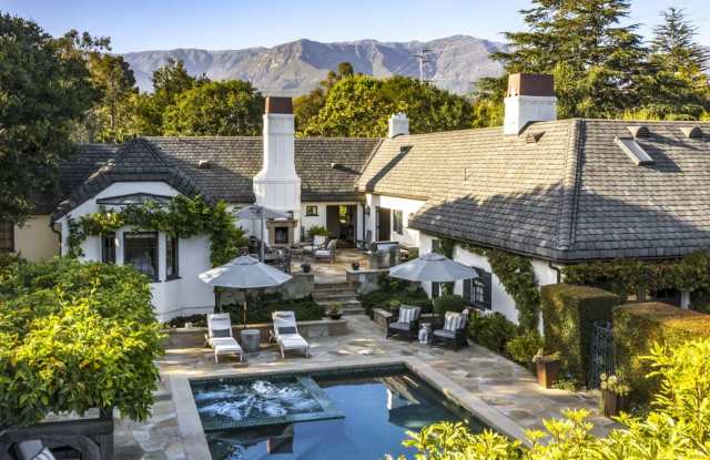 245 Santa Rosa Ln