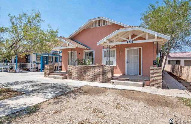 Photo of 632 S 4 AVE