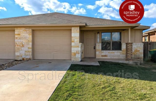 1576 Chance Ct