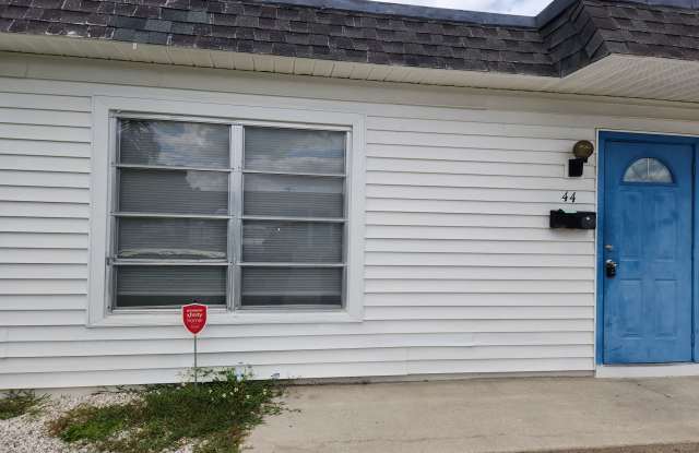 44 Hamlin Court