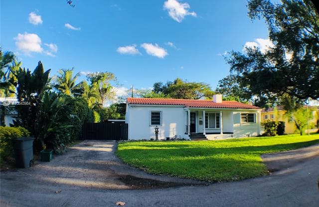 160 NW 101  St - 160 NW 101st St, Miami Shores, FL 33150