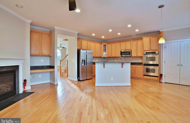 135 FORTNIGHTLY Boulevard