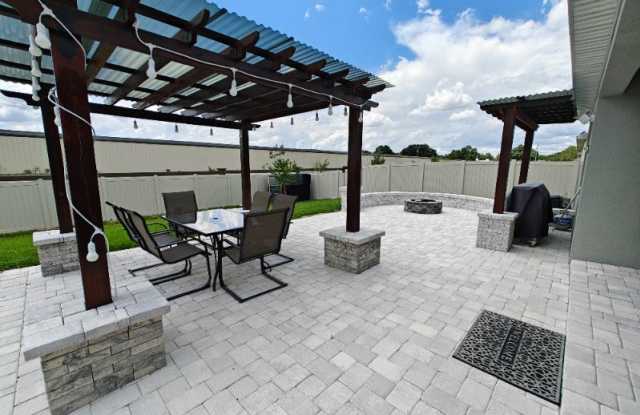 559 Auburn Grove Ter