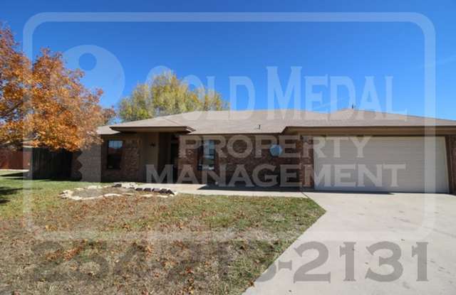 Now Leasing – 109 Benjamin Circle