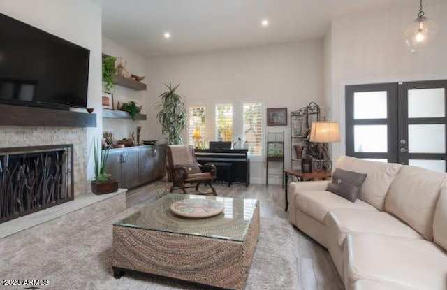 8184 E DEL CUARZO Drive
