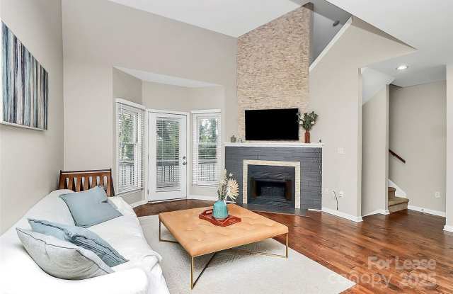 238 S Clarkson Street