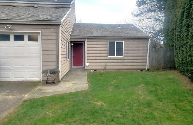 Photo of Great duplex in Gresham! rentalsc21.com