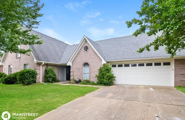 6779 Dianna Drive - 6779 Dianna Drive, Olive Branch, MS 38654