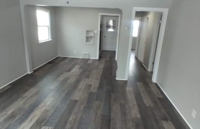 Photo of 537 Gobel St