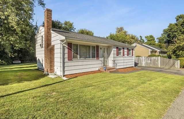 11 Boyden St unit: 1