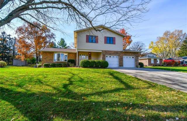 4371 Roundtree Drive