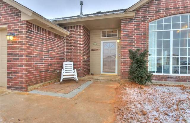 Photo of Gorgeous Home Located In Choctaw!!!