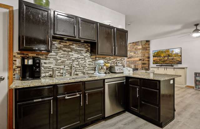 647 Roundhouse Street