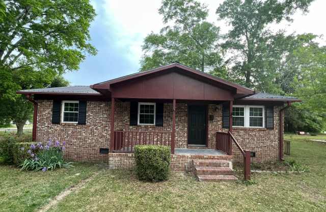 106 Robey St - 106 Robey Street, Cheraw, SC 29520