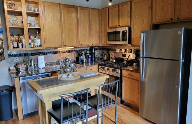 2001 S CALUMET Avenue