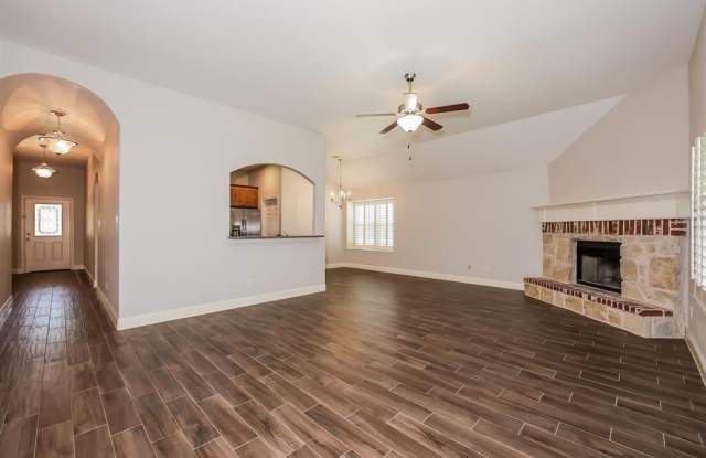 1925 Town Creek Circle