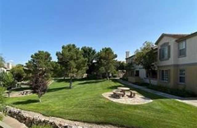 Second‑Floor Summerlin Condo with Unobstructed Park Views