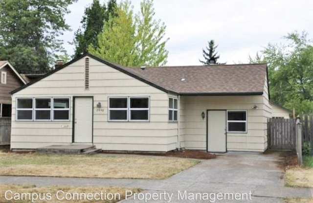 2440 Kincaid St. - 2440 Kincaid Street, Eugene, OR 97405