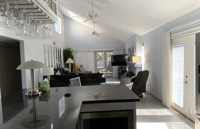 Photo of 7432 N VIA CAMELLO DEL NORTE -- unit: 174