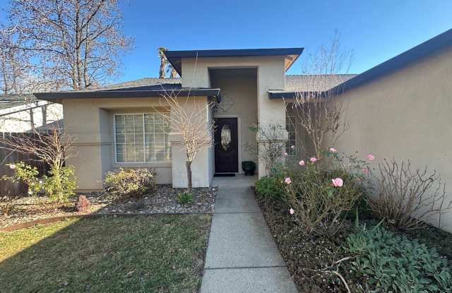 Well maintained home in desirable Quail Ridge subdivision.
