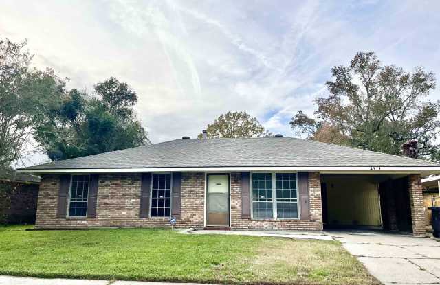 2141 Shady Oaks Drive