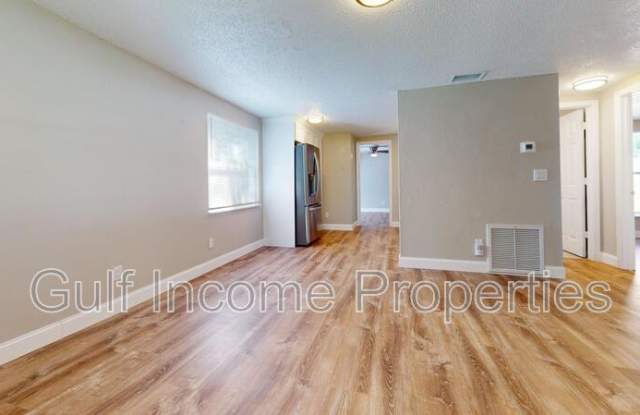 2515 30th Avenue Drive East - A