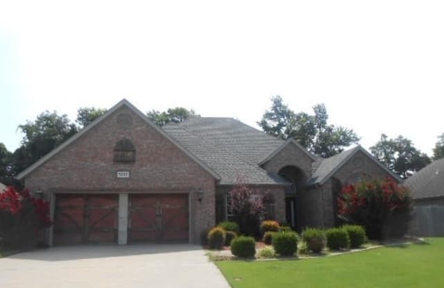 5205 Brooks  CIR - 5205 Brooks Circle, Rogers, AR 72758