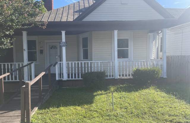 Photo of 683 Berryman Ave