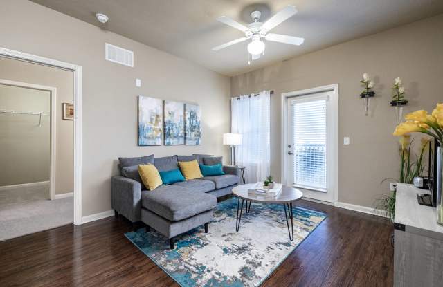 Big Oaks Apartment Homes