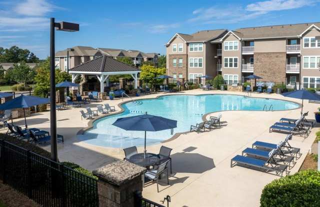 Photo of Vinings at Laurel Creek