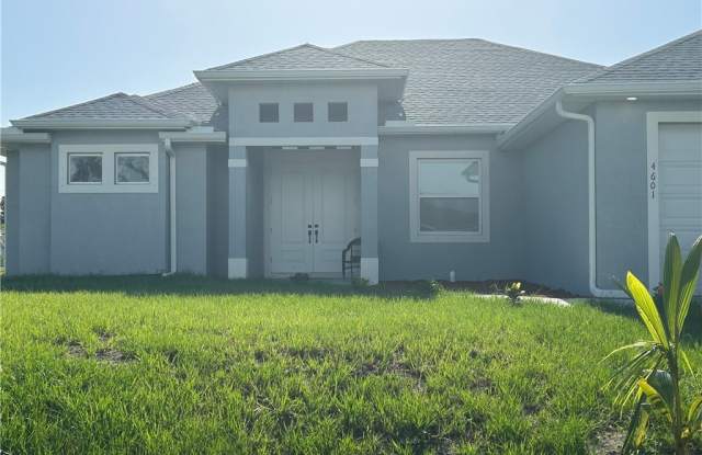 4601 Elva Avenue S - 4601 Elva Avenue South, Lehigh Acres, FL 33976