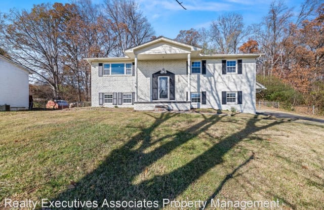 11821 Midhurst Drive - 11821 Midhurst Drive, Farragut, TN 37934