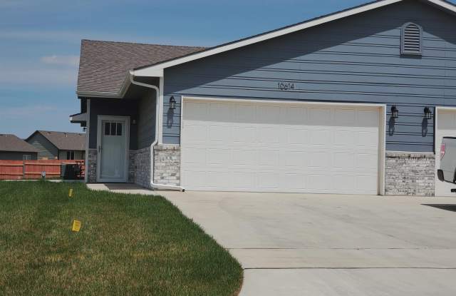 10614 E Conifer St - 10614 East Conifer Street, Sedgwick County, KS 67207