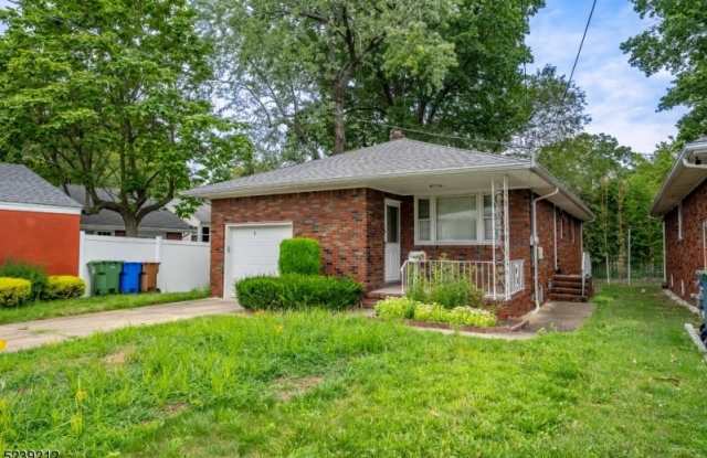 11 Princeton RoadLINDEN