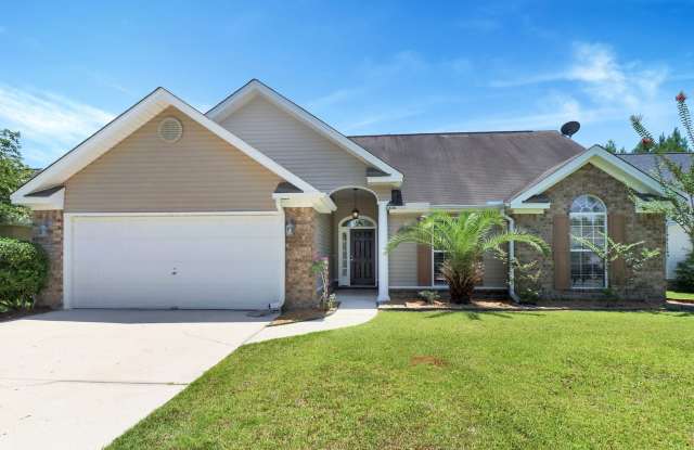 3 Bed/2 Bath Home in Main Street!