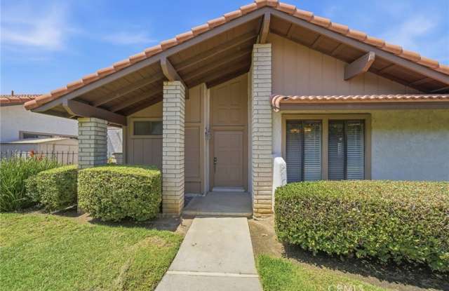 1286 Antigua Circle
