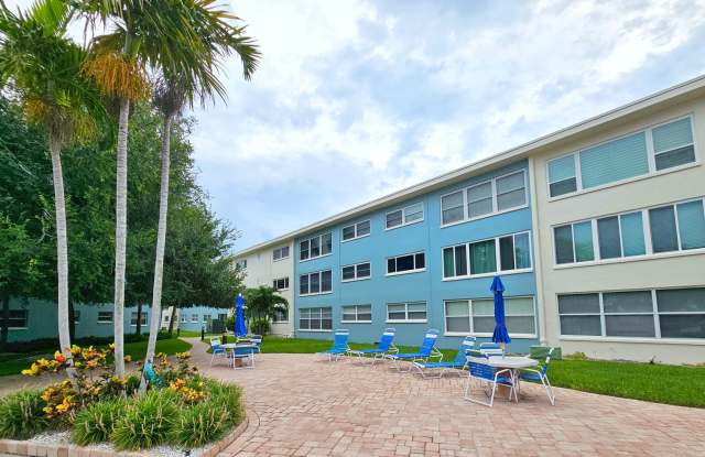 Fully Furnished 2 Bedroom 2 Bath St. Pete Beach Condo!
