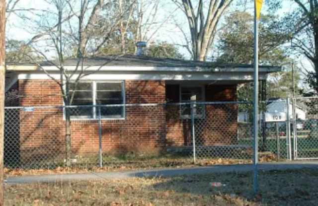 109 S 13th St