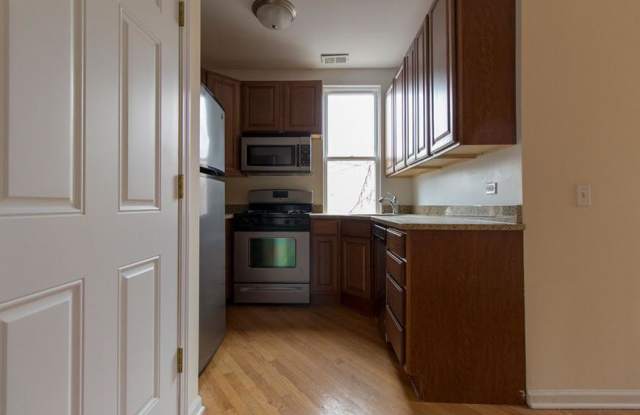 2511 Southport