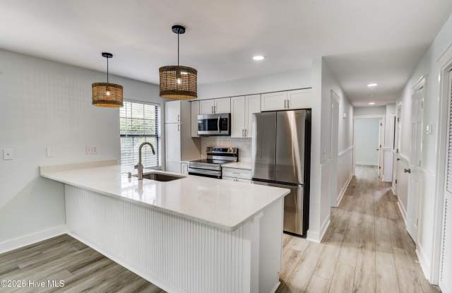 311 Country Club Villa Drive unit: # 3