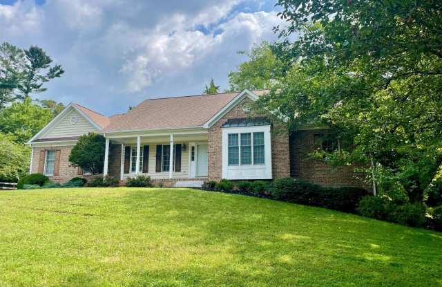 41 MENLOUGH Drive