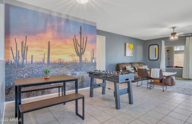 19282 W MORNING GLORY Drive