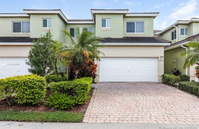 1606 SE 24th Ct - 1606 Southeast 24th Court, Homestead, FL 33035