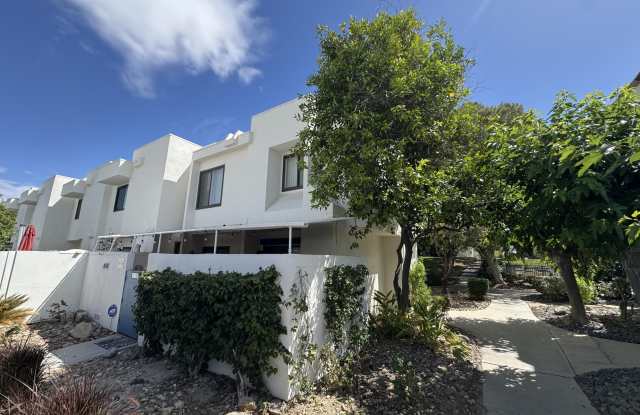 48728 Desert Flower Drive