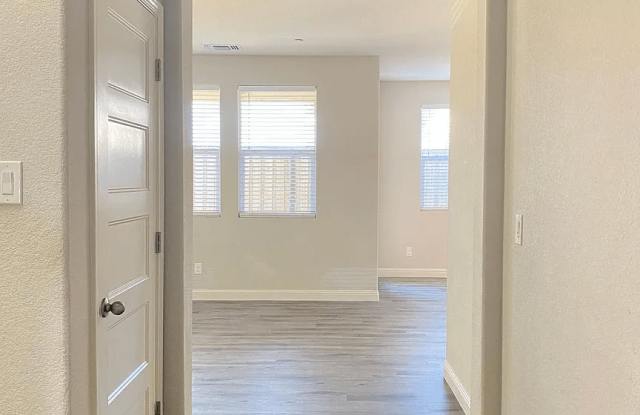 Photo of 220 Uccello Way