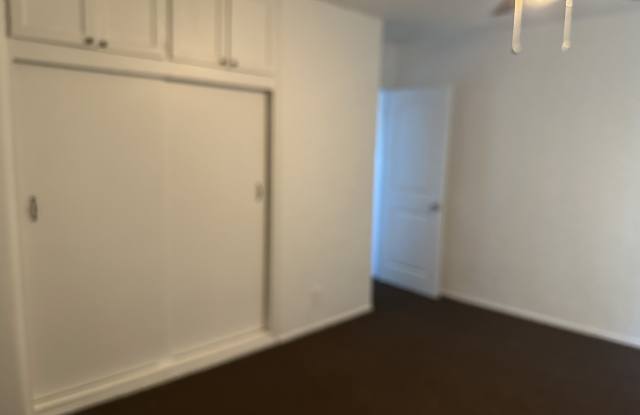 8700 Parthenia Place