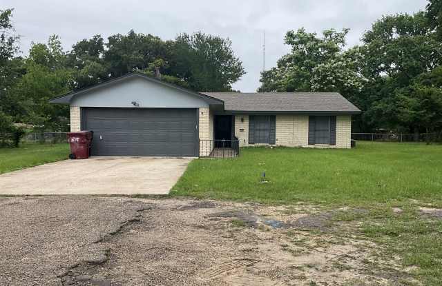 900 West State Highway 243